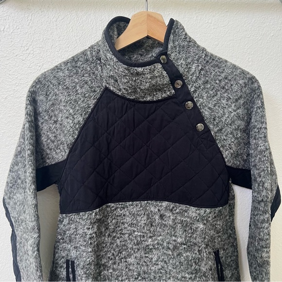 Abercrombie & Fitch Fleece Pullover - Picture 1 of 4